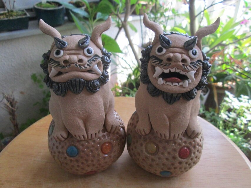 ＊ご予約品＊玉乗りシーサー（ルリ釉）