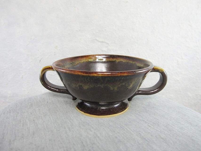 陶器 両手スープマグ（こげ茶＋うす茶）