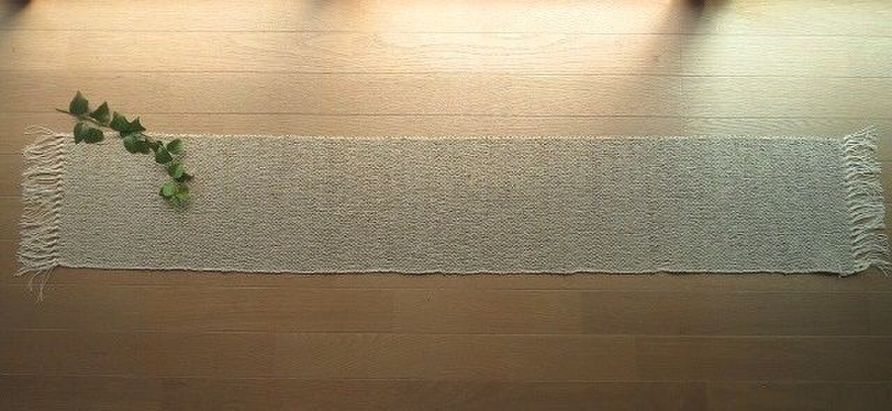 きびそ糸を使った手織りのテーブルセンター | iichi 日々の暮らしを