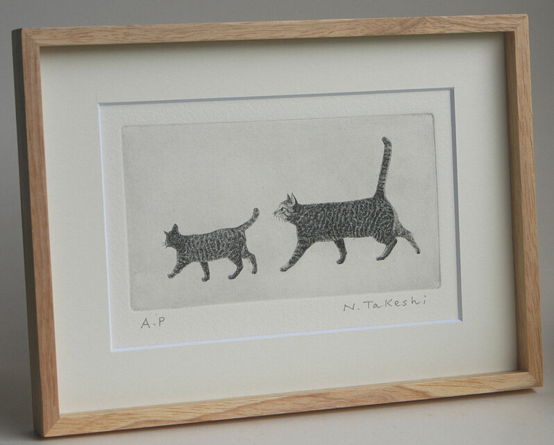 お散歩・二匹の猫/ 銅版画 (額あり） | iichi 日々の暮らしを