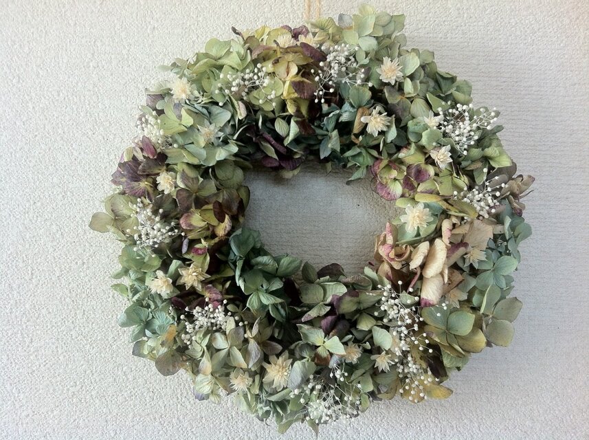 《送料無料》あじさいと白いお花のリース