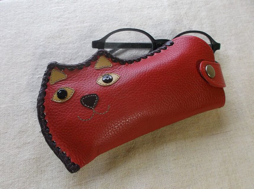 ネコのメガネケース　レザー　