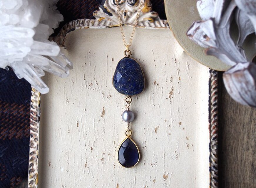 サファイアとラピスラズリのネックレス