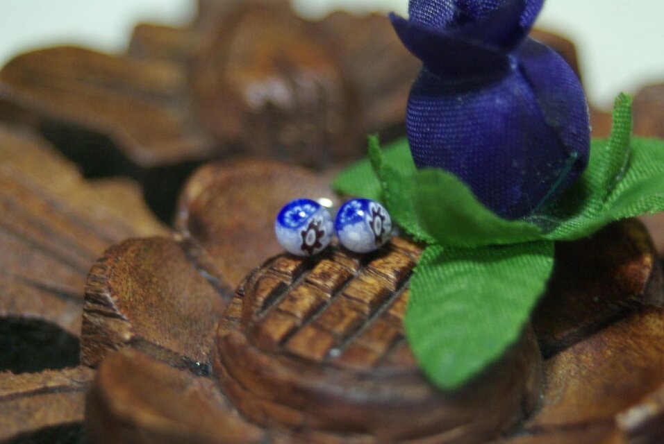 ミルフィオリのガラスピアス（大人気国旗シリーズ）