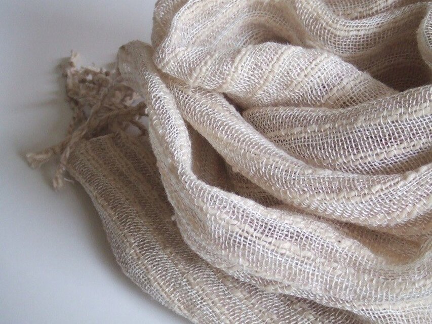 手織りストール・・うす玉子