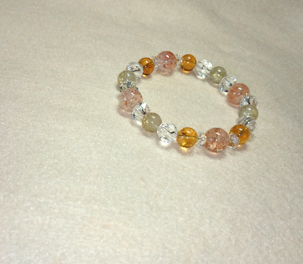 心も身体も美しく日々輝きのブレスレット