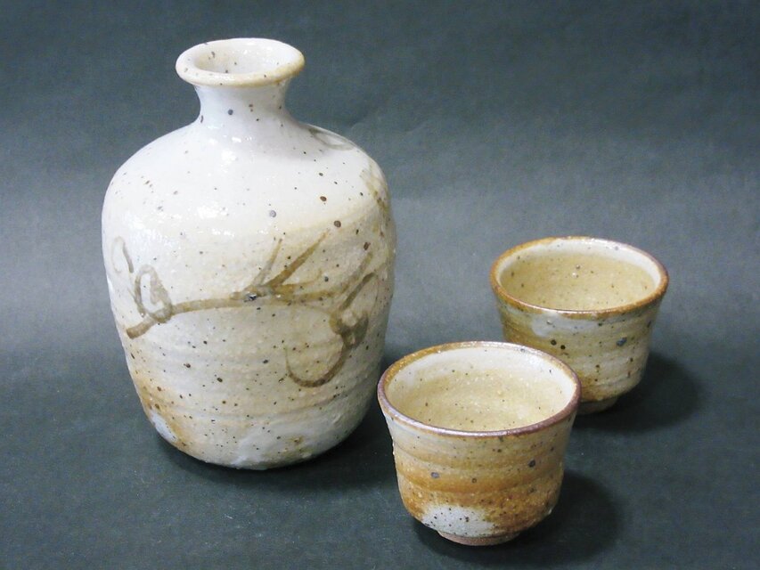 絵唐津酒器セット（唐草）