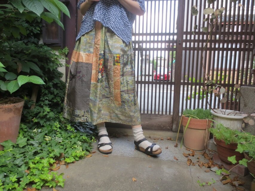 着物リメイク☆紬の優しい色合いでパッチスカート大人女子のお出かけに♪７９㎝丈