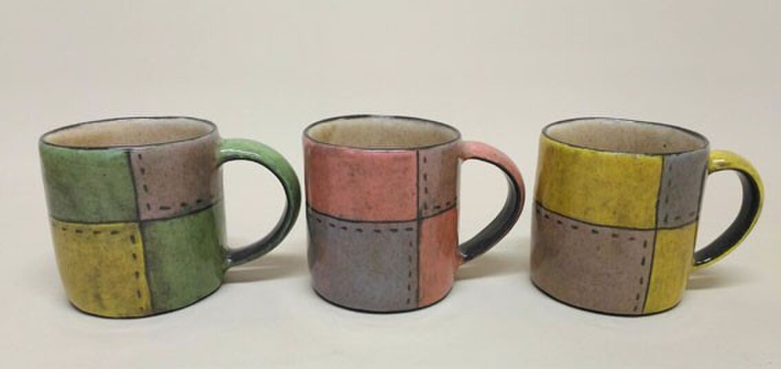 Colorsマグカップ　Mサイズ