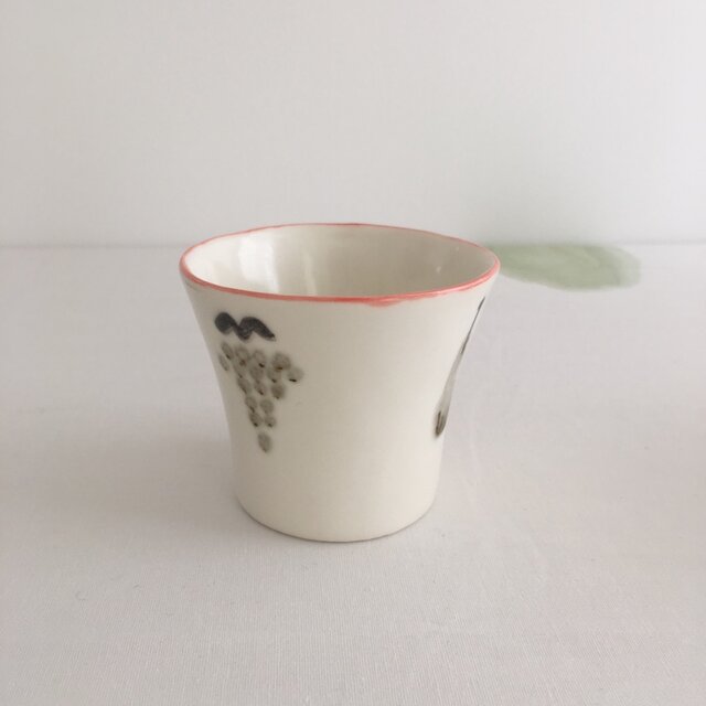 フルーツ柄カップ（ピンク）