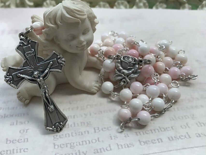 クイーンコンクシェルのロザリオ