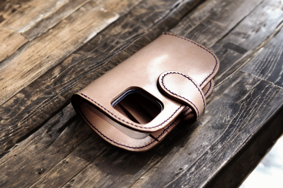 本革サドルレザーのiphone ケース スマホケース【受注製作】 | iichi