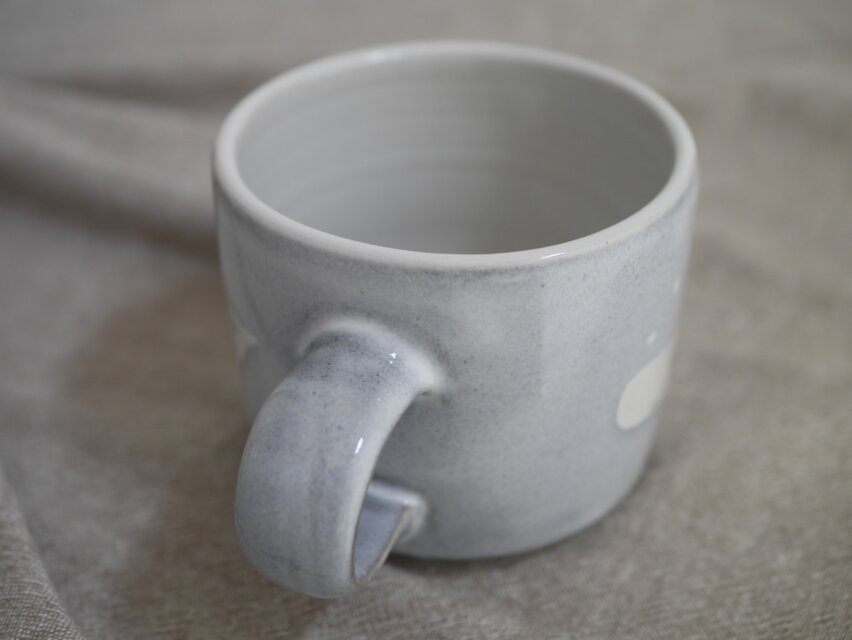 くじらのマグカップ | iichi 日々の暮らしを心地よくするハンドメイド