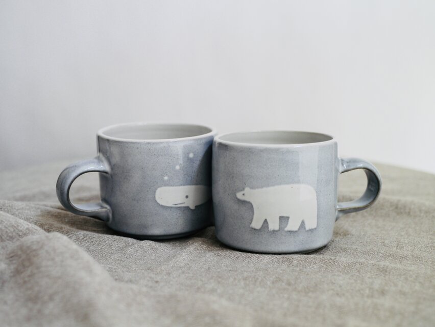 くじらのマグカップ | iichi 日々の暮らしを心地よくするハンドメイド
