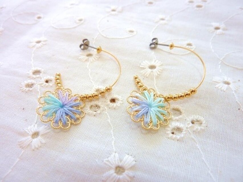 gradation flower＊blue hoop