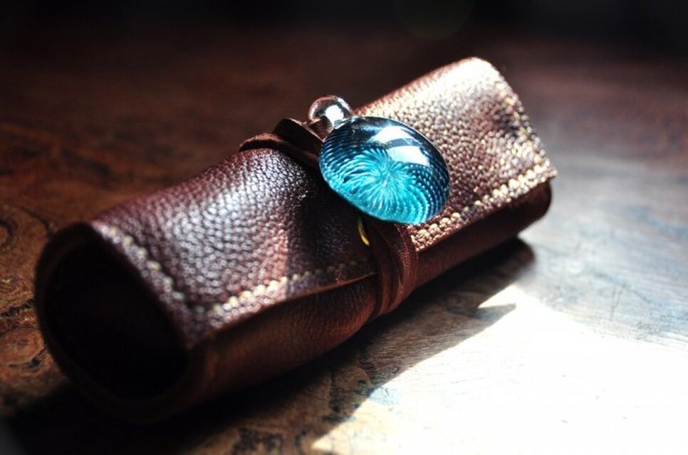 革のカシミア・鹿革・ロールペンケース（茶）