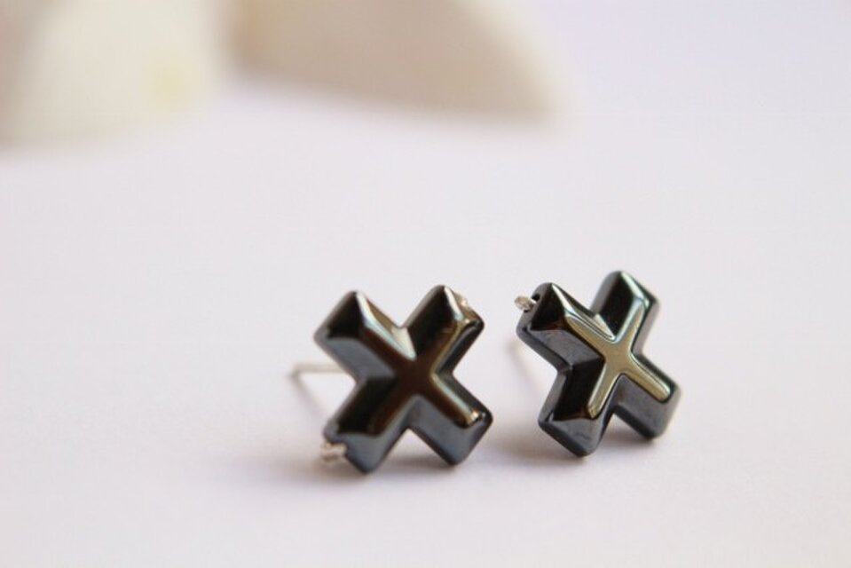 ✙　Yピアス　Silver／14KGF／K10／K18