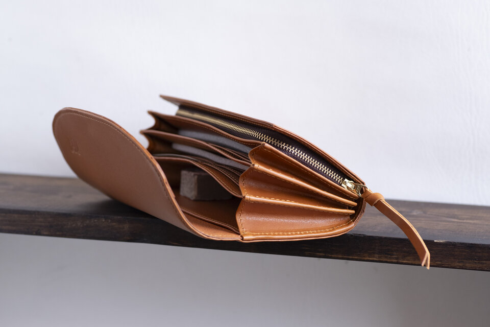 姫路産アラバスタレザー マチの大きいお財布 本革 キャメル