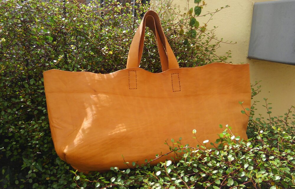 イエローキャメル　横長トート