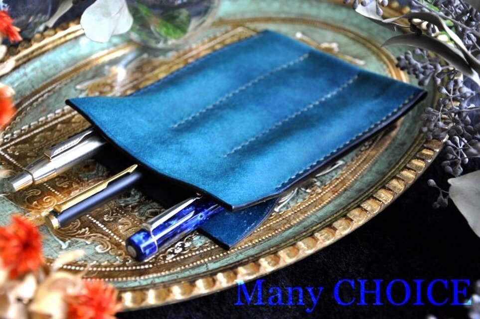 イタリアンレザー・革新のプエブロ・3本差ペンケース（オルテシア）