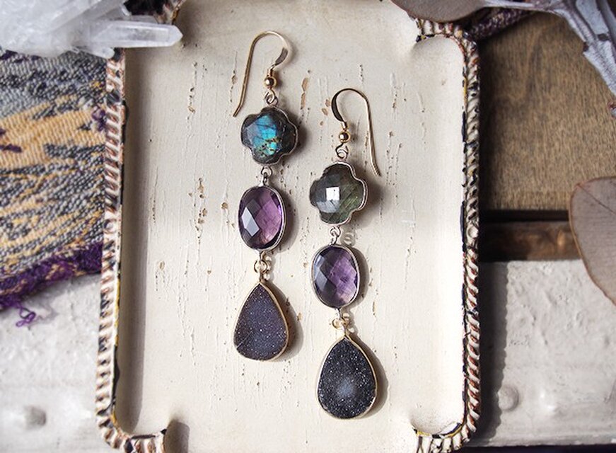 ラブラドライト・アメジストのピアス