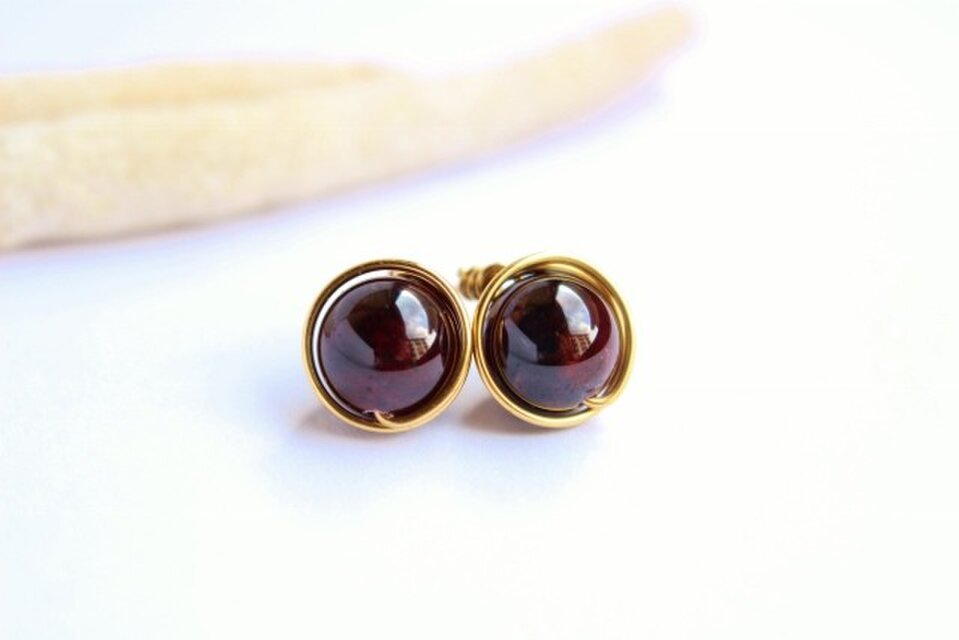 ガーネット　Wire　ピアス／イヤリング