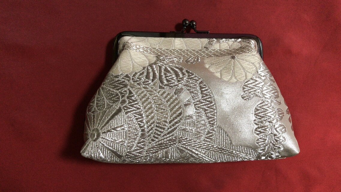 がまぐち・角型 大　銀糸帯地×黒繻子 モノトーン★