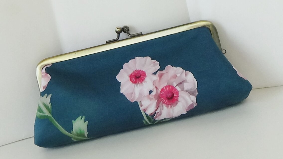 リバティ新柄　メロディ（ブルーグリーン）　がま口ペンケース