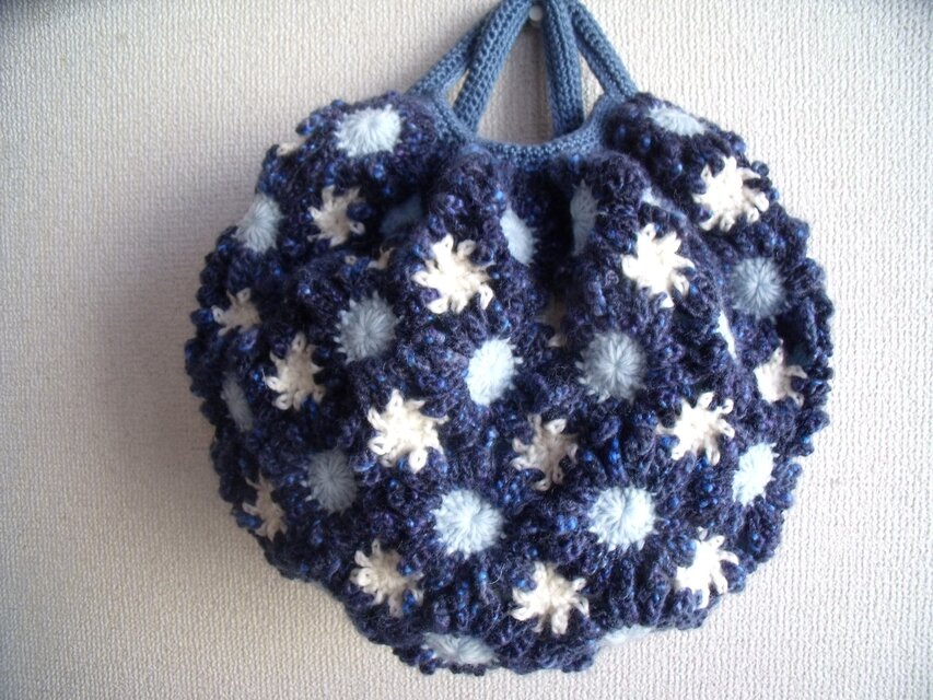 モチーフつなぎのグラニーバッグ