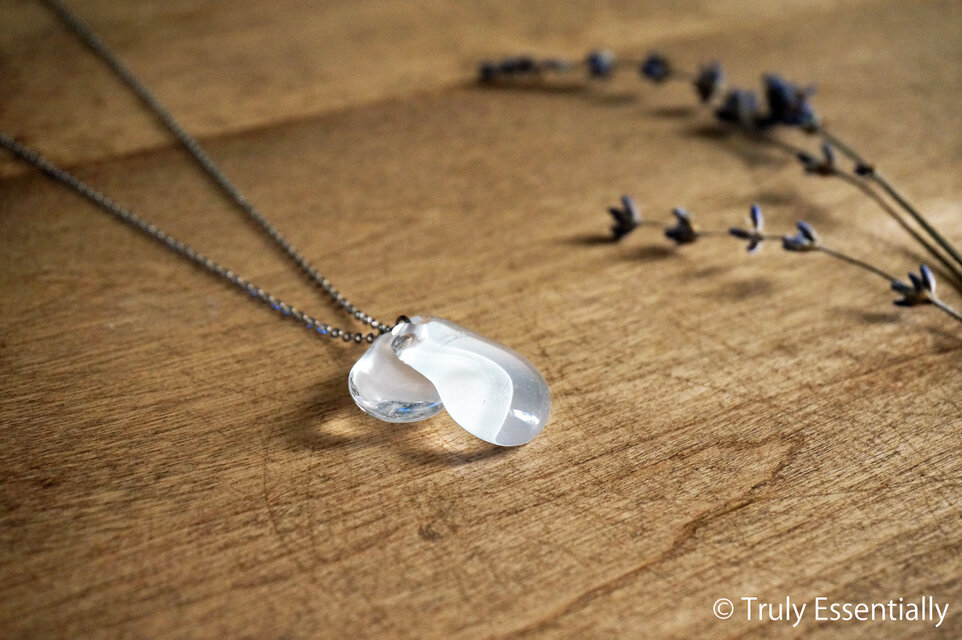 無色透明ガラスのネックレス -「 灯りのたね 」○ 2.5cm | iichi 日々