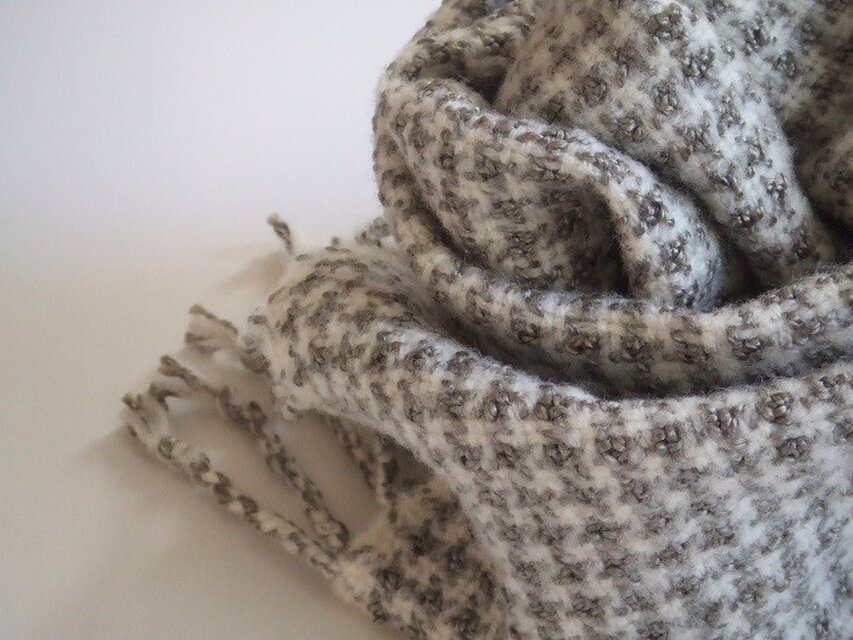 手織りウール＆シルクミニマフラー・・沙羅