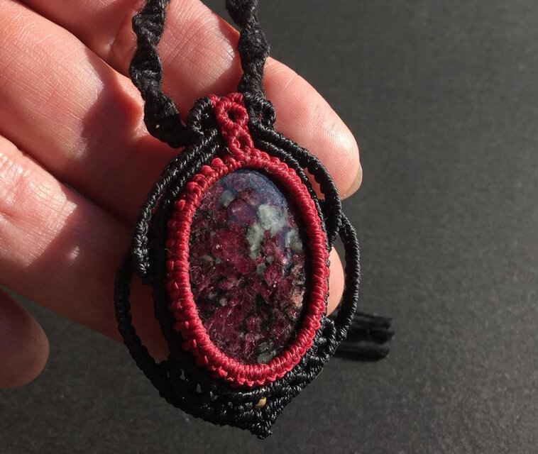 ユーディアライト マクラメヘンプネックレス