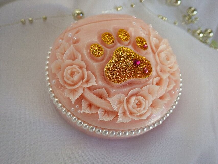 肉球好き❤カードスタンド。ソープカービング