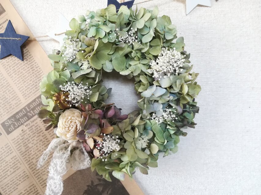[送料無料]ドライフラワーリース◆あじさいとソーラーローズと