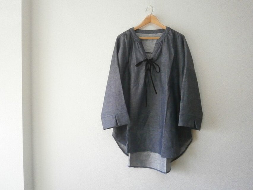 ★en-enコットンリネン・デニム紐結びプルオーバー　・ヴィンテージブルー