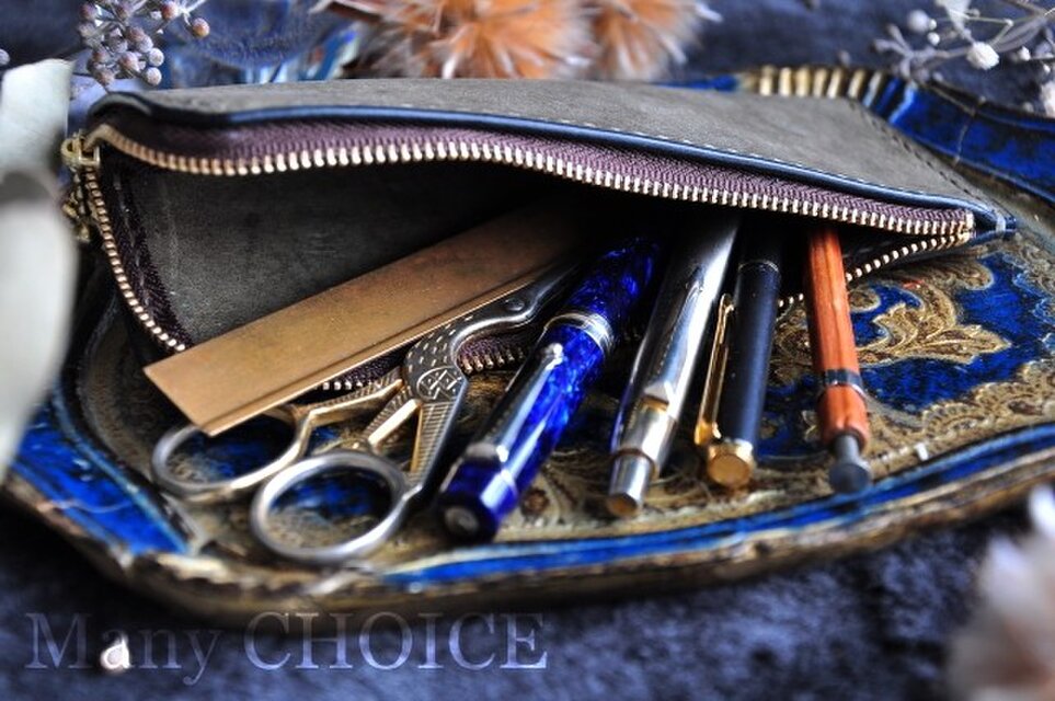 イタリアンレザー・革新のプエブロ・L型ペンケース（グリージオ）