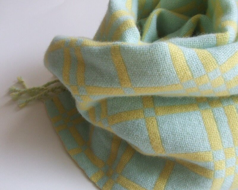 「Kさまご依頼品」手織りカシミアストール・・バタフライ