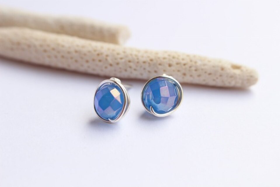 フラッシュ・ブルーカラーカルセドニー　Wire　ピアス／イヤリング