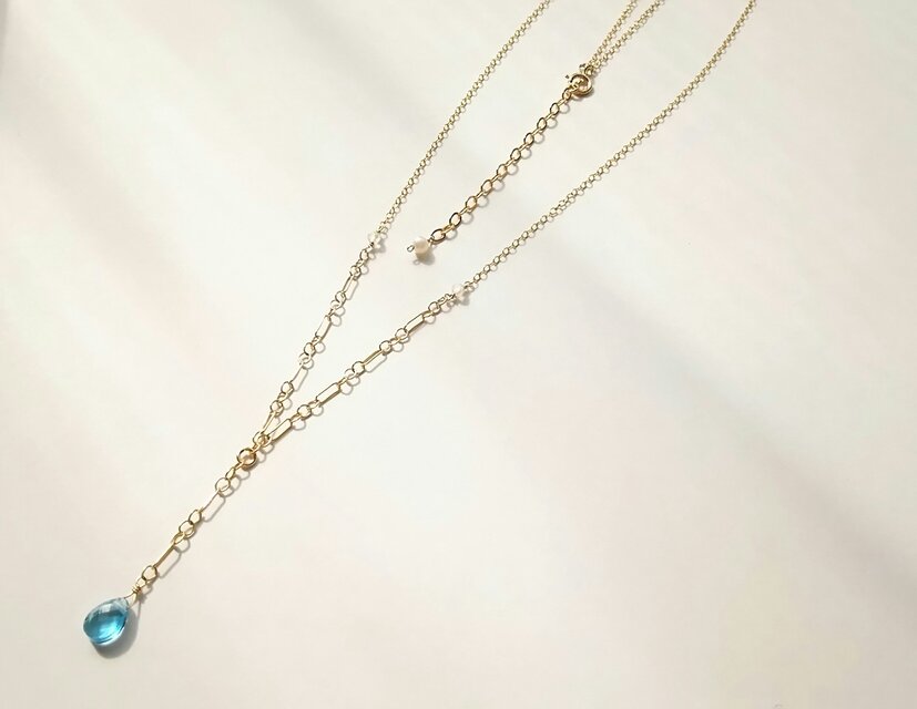スイスブルートパーズのネックレス