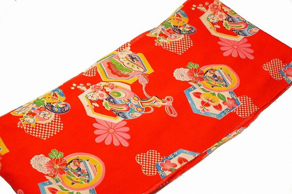 ｍ0023　吉祥紋様子供着物　ｍ売り/ハギレ☆古布・古裂/絞り/錦紗縮緬