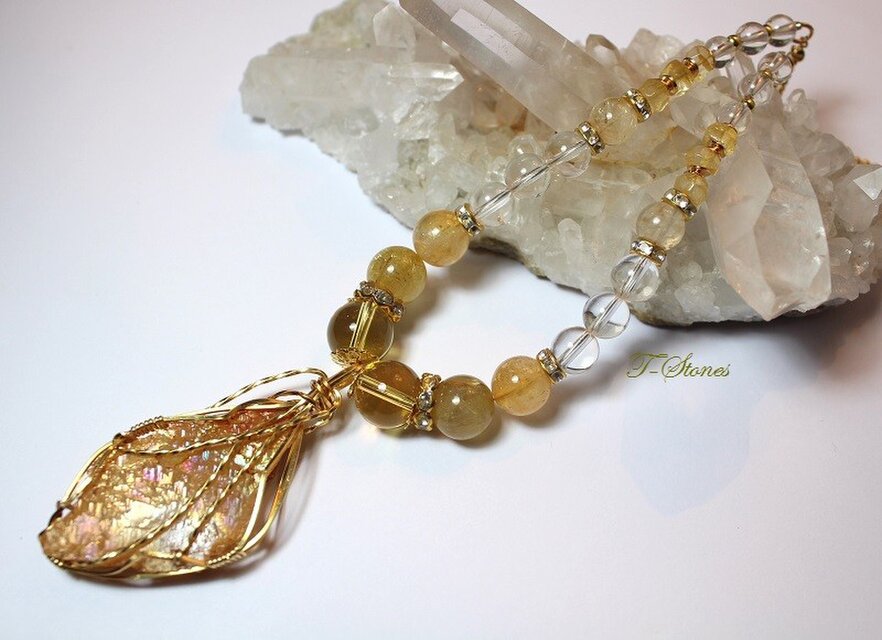 マヤナイト　幸福感を与えるアセンションのための石