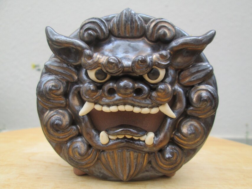 シーサーの蚊取り線香ホルダー（小）・花器