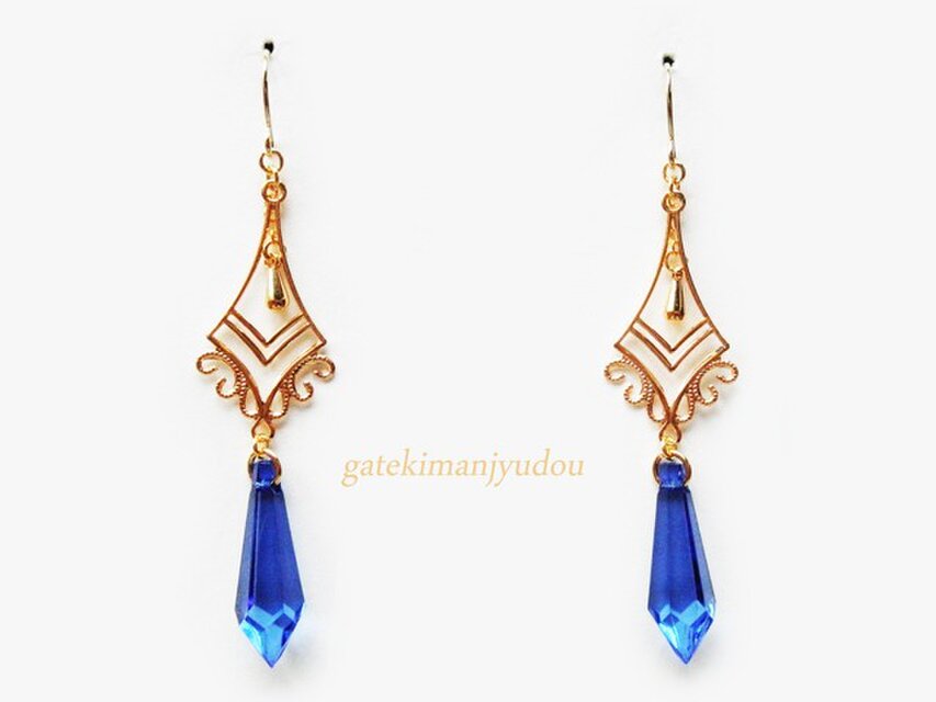 シャンデリアピアス/ブルー【イヤリング等変更可】