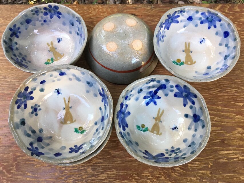 森のうさぎの小鉢・再、再出品