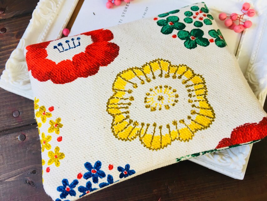 オトナのティッシュケース 北欧花柄 刺繍風 | iichi 日々の暮らしを