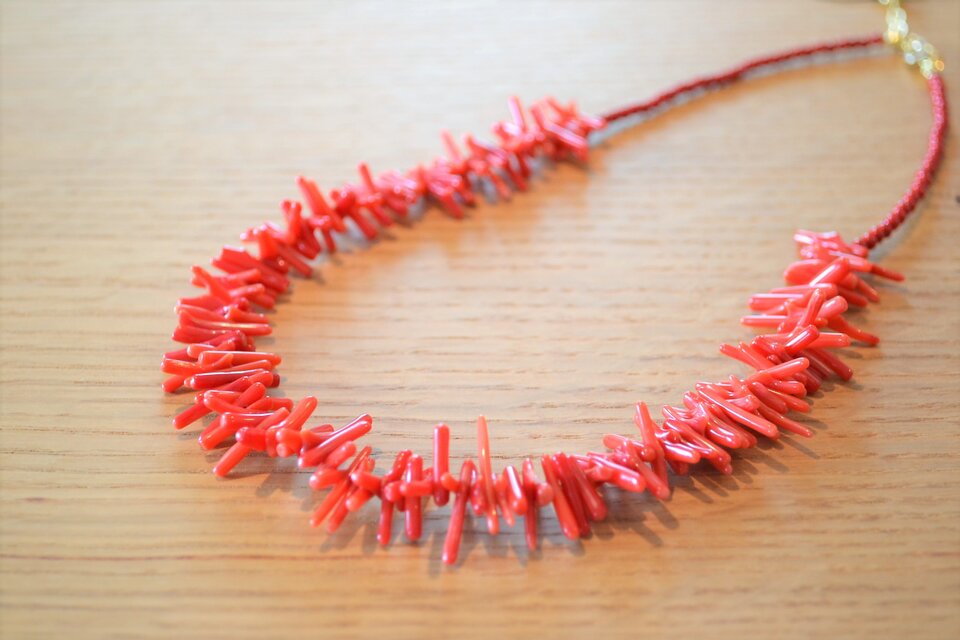 レッドコーラルネックレス