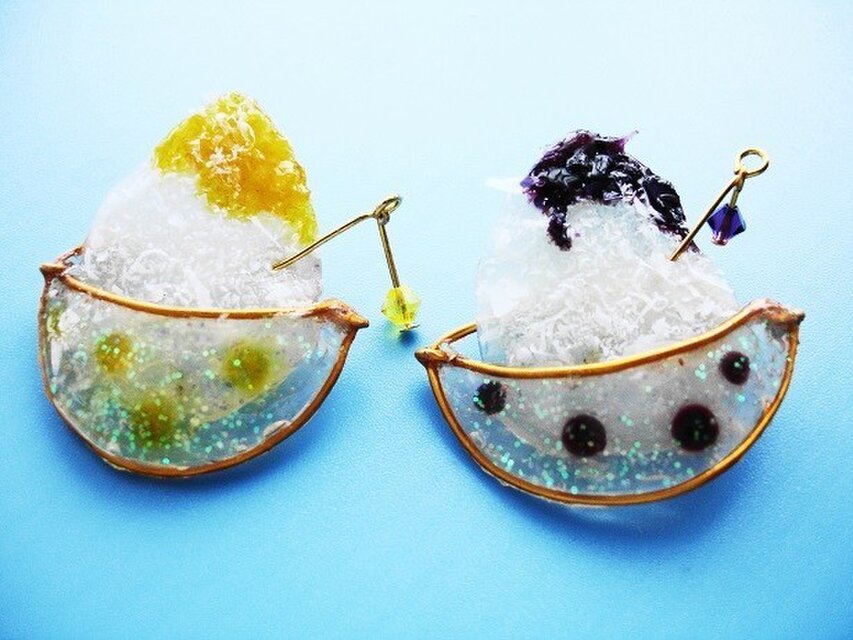 かき氷のブローチ（レモン＆あずき）