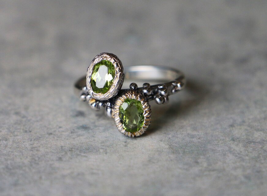 アートスタイル＊天然ペリドット　指輪＊12号　