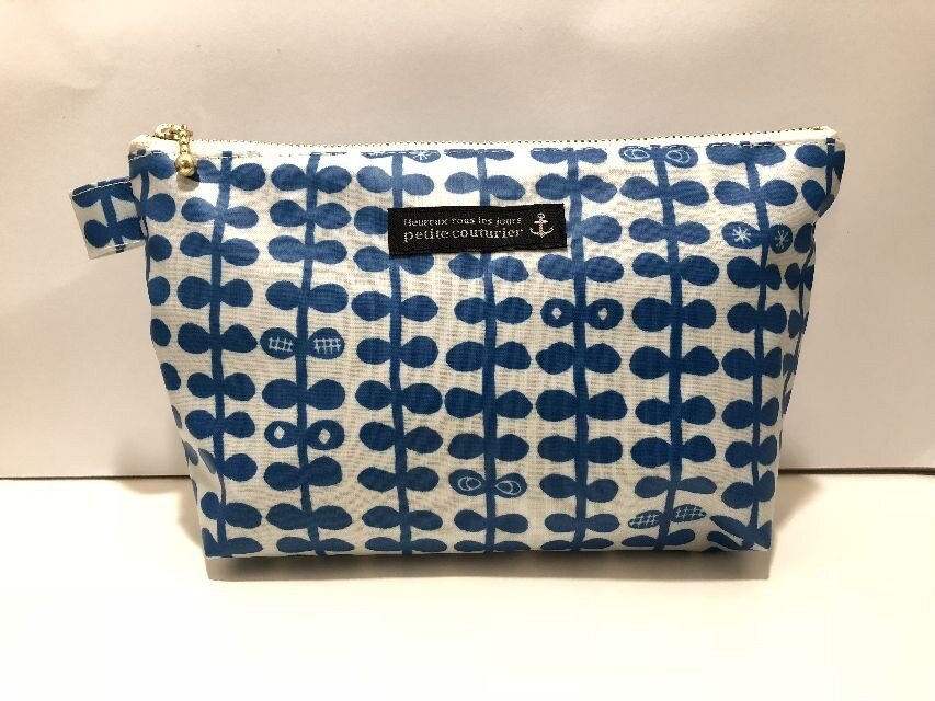 北欧　葉っぱのラミネートポーチ　