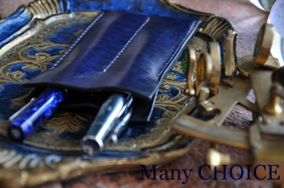 革の宝石ルガトー・2本差しペンケース（紺）